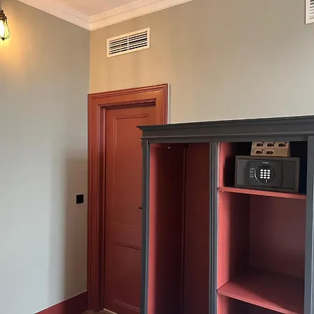 Pensao Londres بيت ضيافة Lisboa