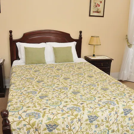 Pensao Londres بيت ضيافة